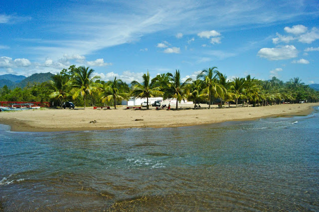 Pantai Lakban