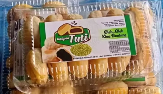 Oleh - oleh Khas Bontang Bakpia Khas Bontang